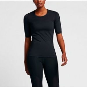 ✨NIKE HyperCool Women's Short Sleeve Training Tops
